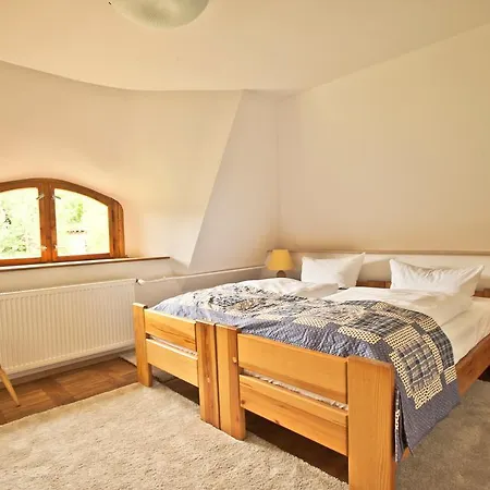 Im Hochland דירה